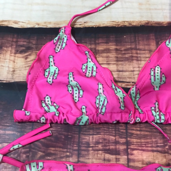 << Hot Pink Cactus Swim Suit Bikini >> - Picture 4 of 8
